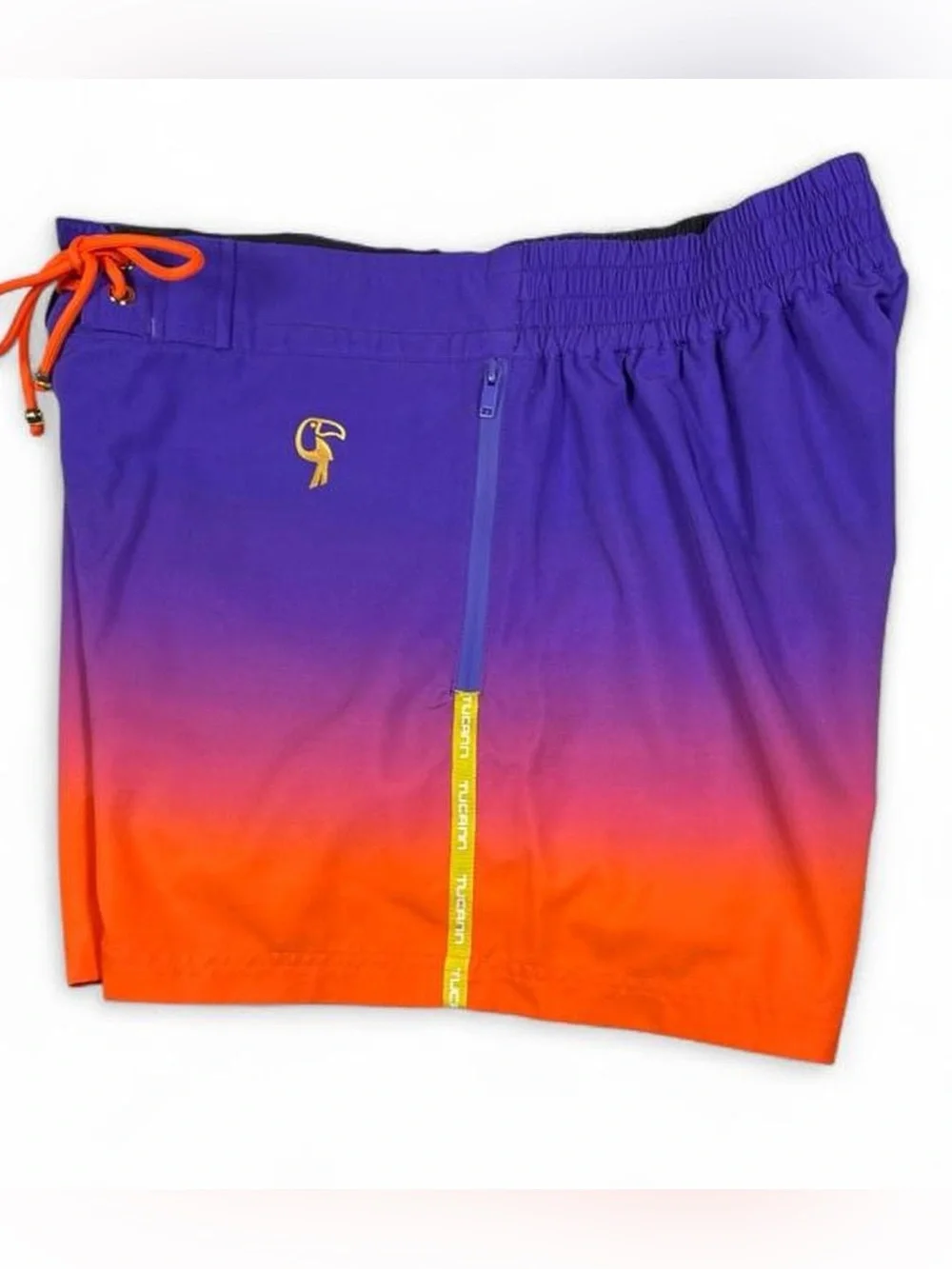 NWOT! Tucann Faded Crimson Swim Shorts Men’s Size M Board Shorts Trunks Beach